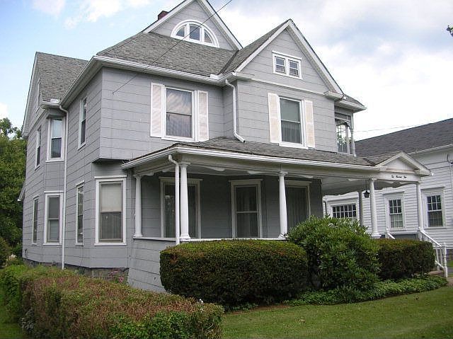 1st image of 205 Chemung St