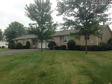 1st image of 4500 Chester Ave