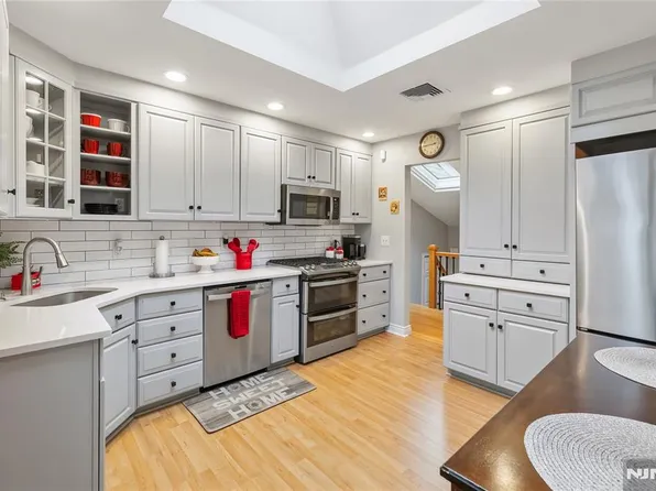 2 Benson Avenue, Westwood, NJ 07675