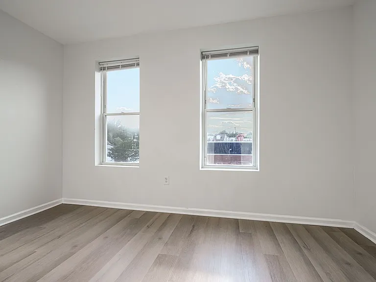 25 S Hilton St — Photo 17