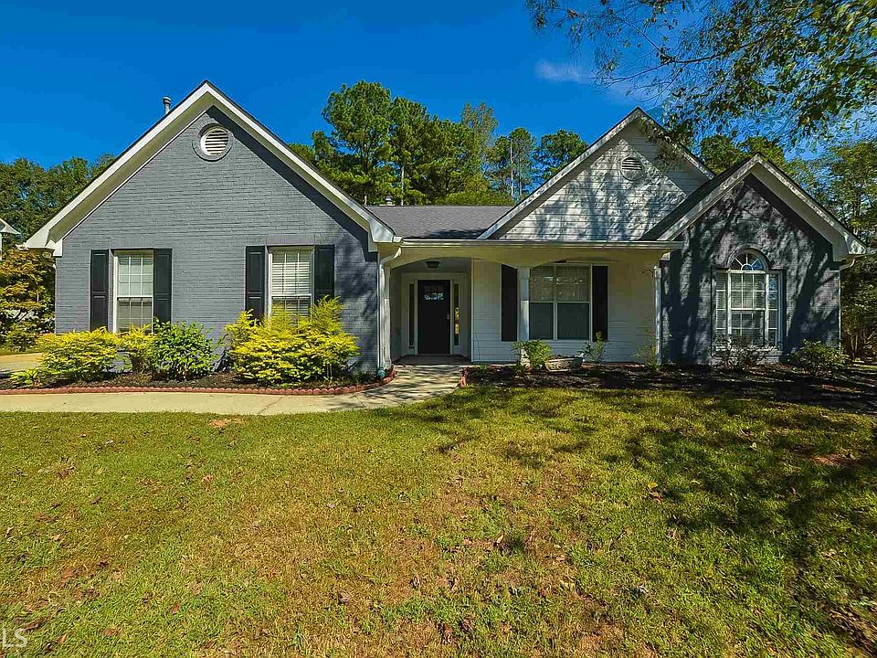2nd image of 3570 Lochmill Dr