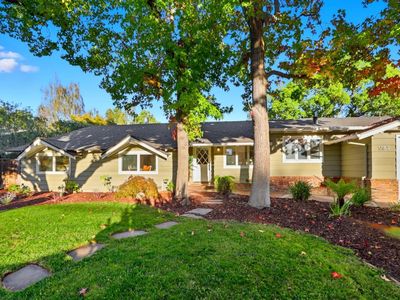 1684 Newcastle Dr, Los Altos, CA, 94024