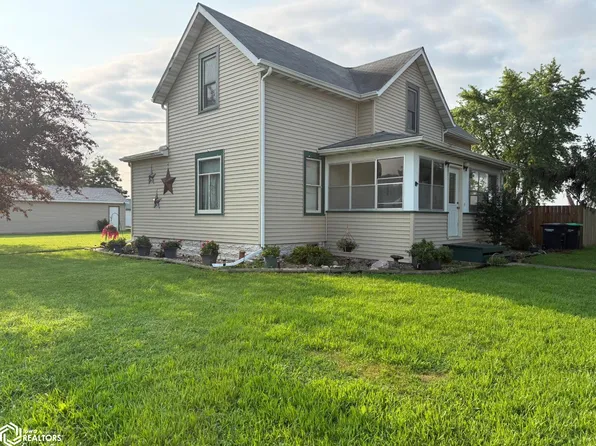 103 S Oak St, Donnellson, IA 52625