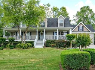 135 Ridge Brooke Ln, Douglasville, GA 30134