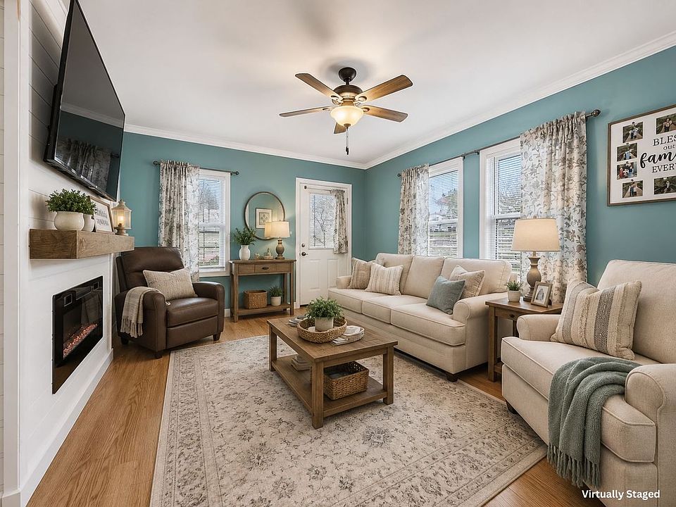 1st image of 18 Putnam St #20