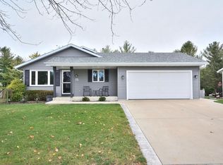 W201N16510 Hemlock St, Jackson, WI 53037