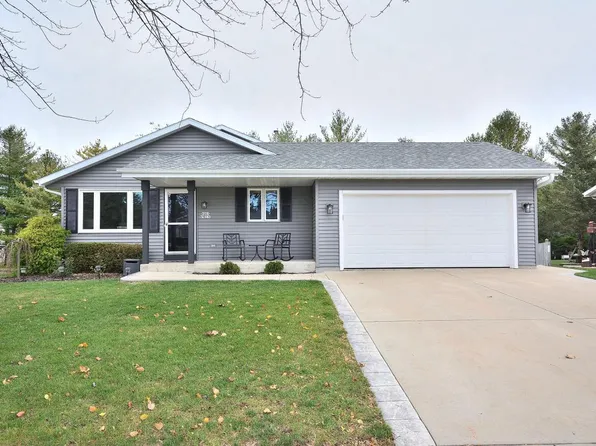 W201N16510 Hemlock STREET, Jackson, WI 53037