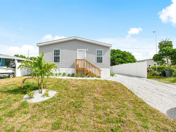 6989 SE Ridgeway Terrace, Hobe Sound, FL 33455