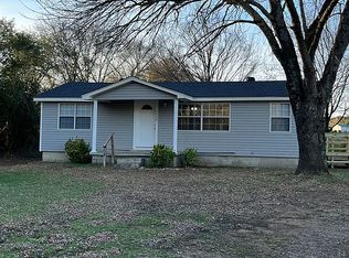 1339 N 2nd St, Ozark, AR 72949