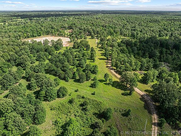 3rd image of 1942 E 1970th Rd