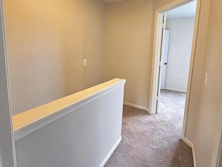 6552 Old Carriage Ln — Photo 24