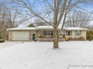 11109 Adams Hall Dr, Greenville, MI 48838