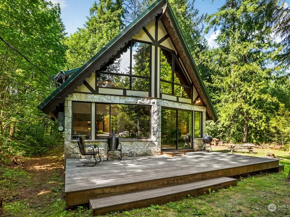 12226 757th Avenue NE, Skykomish, WA 98288