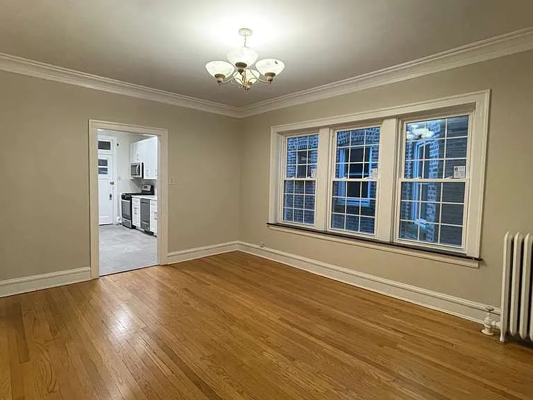 2734 W Winnemac Ave #2 — Photo 9