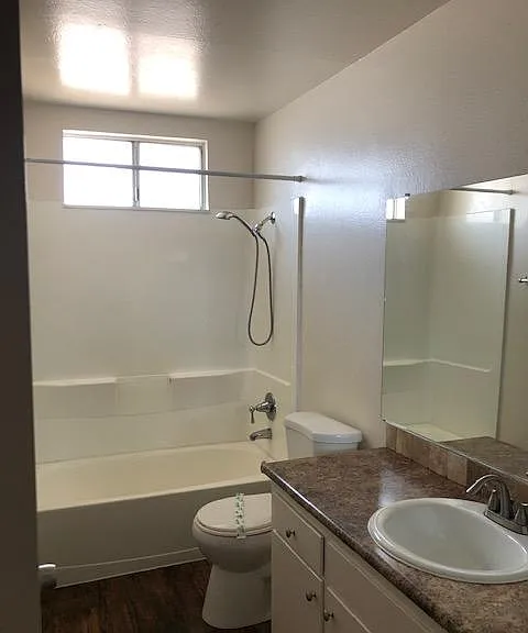 377 W Wilson St #10 — Photo 11