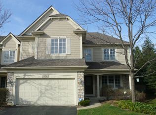 2428 Woodglen Dr, Aurora, IL 60502