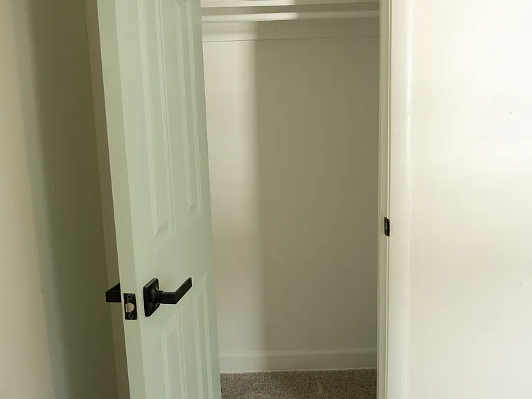 9619 Capeview Ave #A — Photo 11