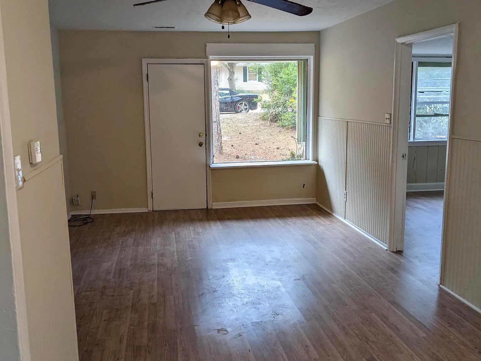 5 bed, 1748 sqft, $1,400 — Photo 2