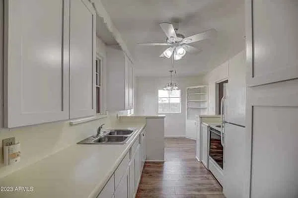 4 bed, 1800 sqft, $2,850 — Photo 3