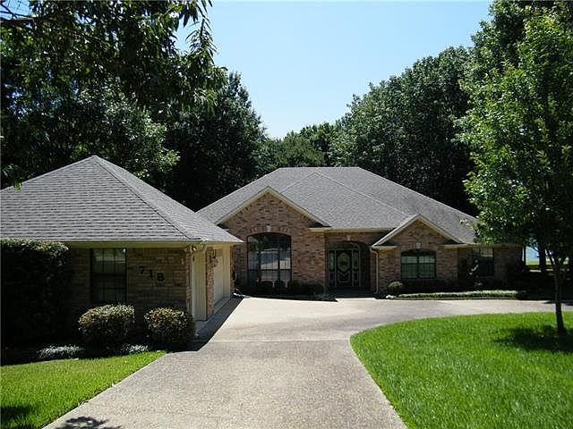 1st image of 718 Grandview Dr