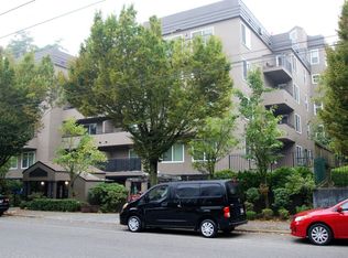 1813 19th Ave APT 305, Seattle, WA 98122