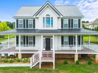 1011 Ashley Ct, Morristown, TN 37814