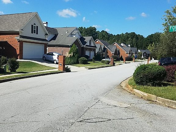 4th image of 2324 Fountain Head Cir SE