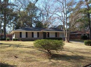 417 Woodcliff Dr, Savannah, GA 31406