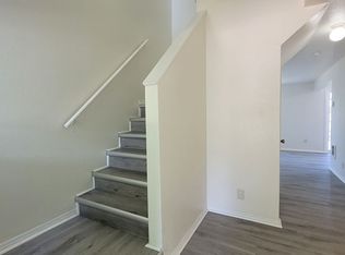 82 Lea Ave #1211, Eugene, OR 97404