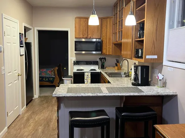 706 5th St, Cordova, AK 99574