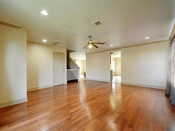 The open formals allow you to decorate and place furniture any way you want!