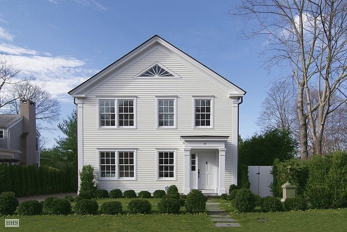 1st image of 19 Howard St