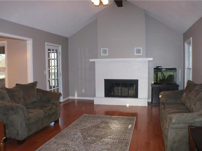 107 Lakeland Dr, Smithville, MO, 64089