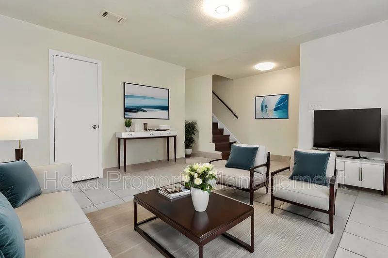 Brittmoore Townhouses — Photo 1