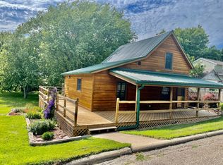 707 3rd Ave, Wilmont, MN 56185