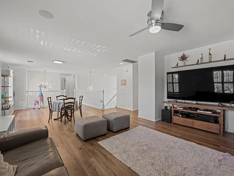 12329 Pleasant Hill Ct — Photo 20