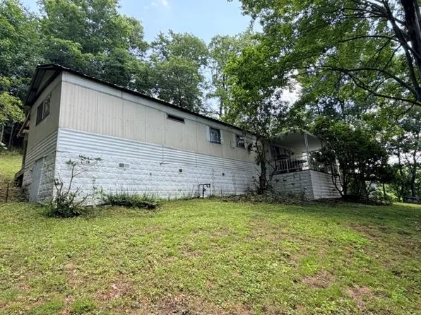 151 Gadd Ct, Beckley, WV 25801