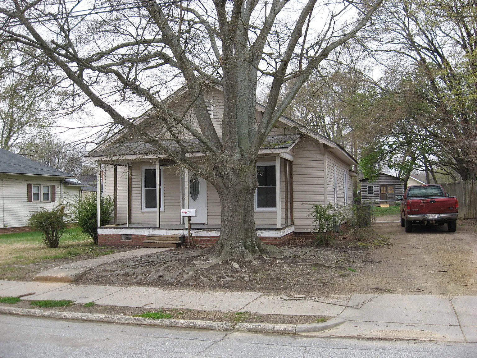 2 bed, 970 sqft, $1,200 — Photo 1