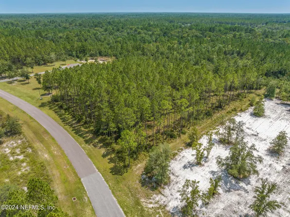 14050 DUNROVEN Drive, Bryceville, FL 32009