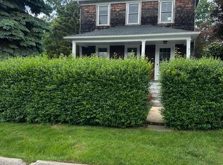 17 George St, Glen Cove, NY 11542