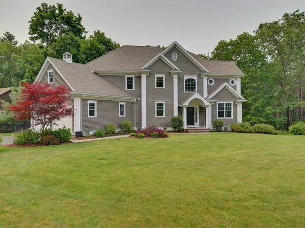 3 Patricks Way, Hingham, MA 02043