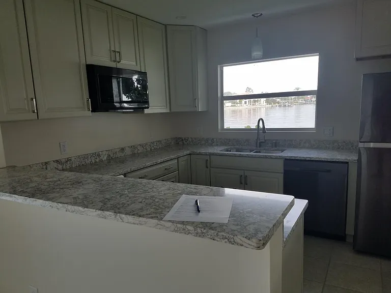 5930 Bali Way N — Photo 18