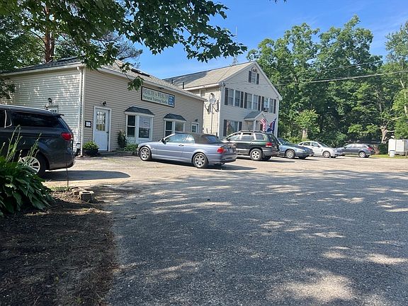 3rd image of 68-74 Sturbridge Rd