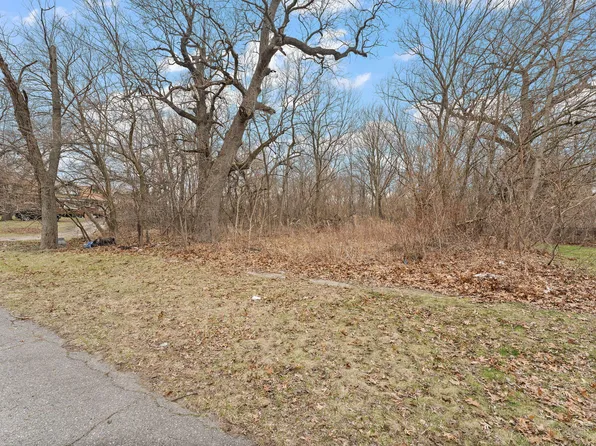 1033 E 41st Pl, Gary, IN 46409