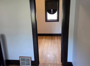 211 E 161st Pl #1, South Holland, IL 60473