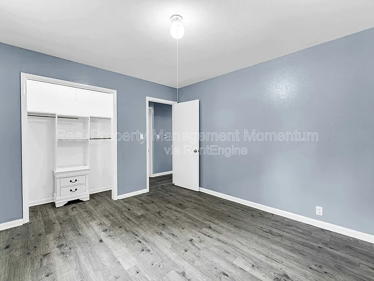 1105 13th St — Photo 26