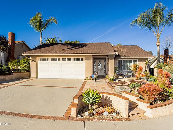 2nd image of 3989 Monterey Ct