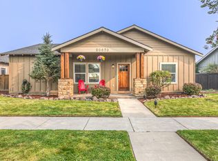 20670 SE White Dove Ln, Bend, OR 97702