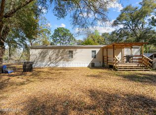 8206 Swan Lake Rd, Melrose, FL 32666