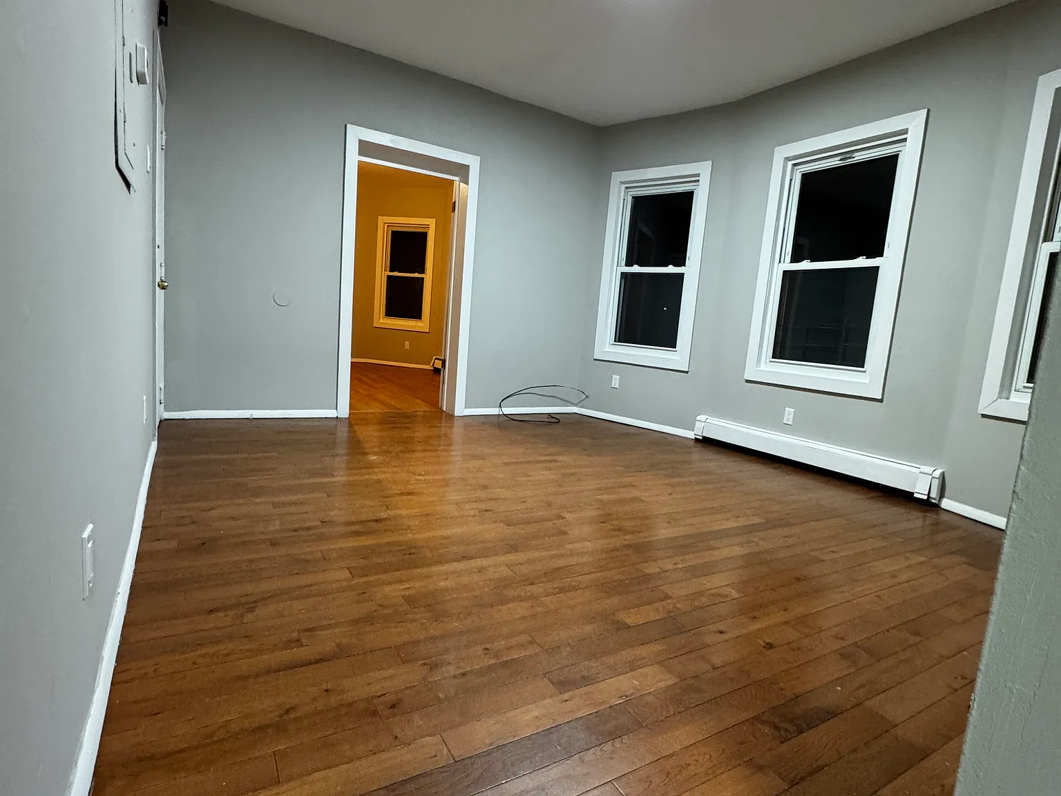 3 bed, 2000 sqft, $2,485 — Photo 4